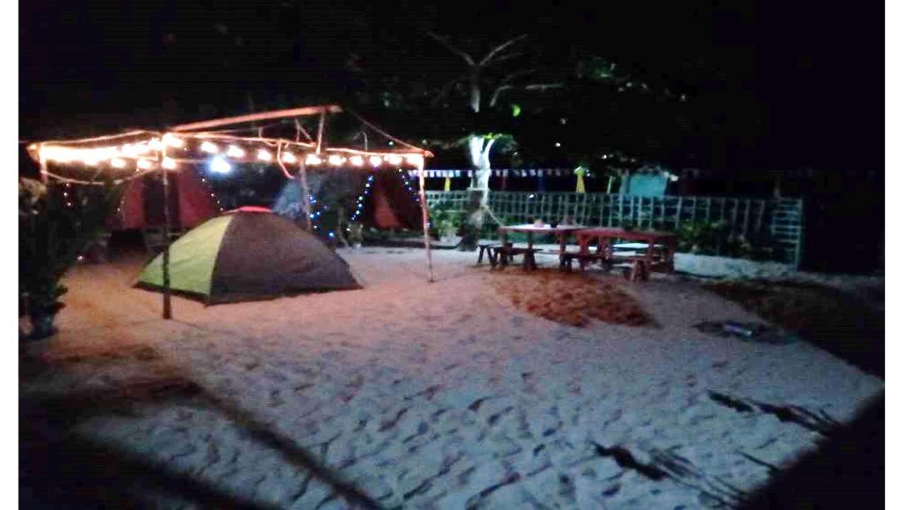 Готель Shalom Camp Ель-Нідо Екстер'єр фото